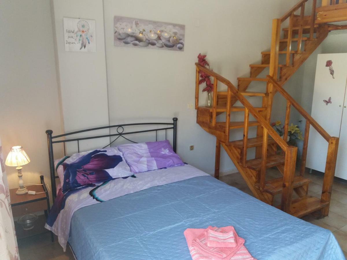 Jenny Studios Pylos Buitenkant foto